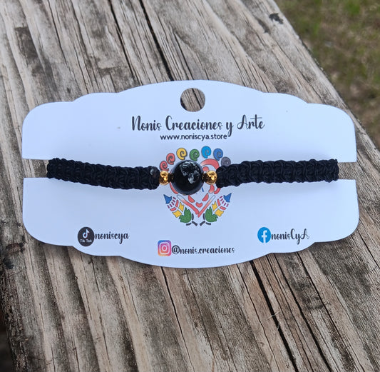 Bracelet with turmaline healing stone