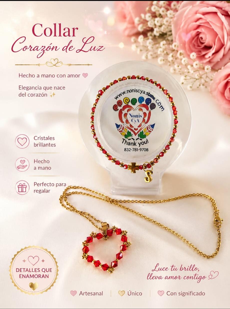 Bracelet and necklace set.