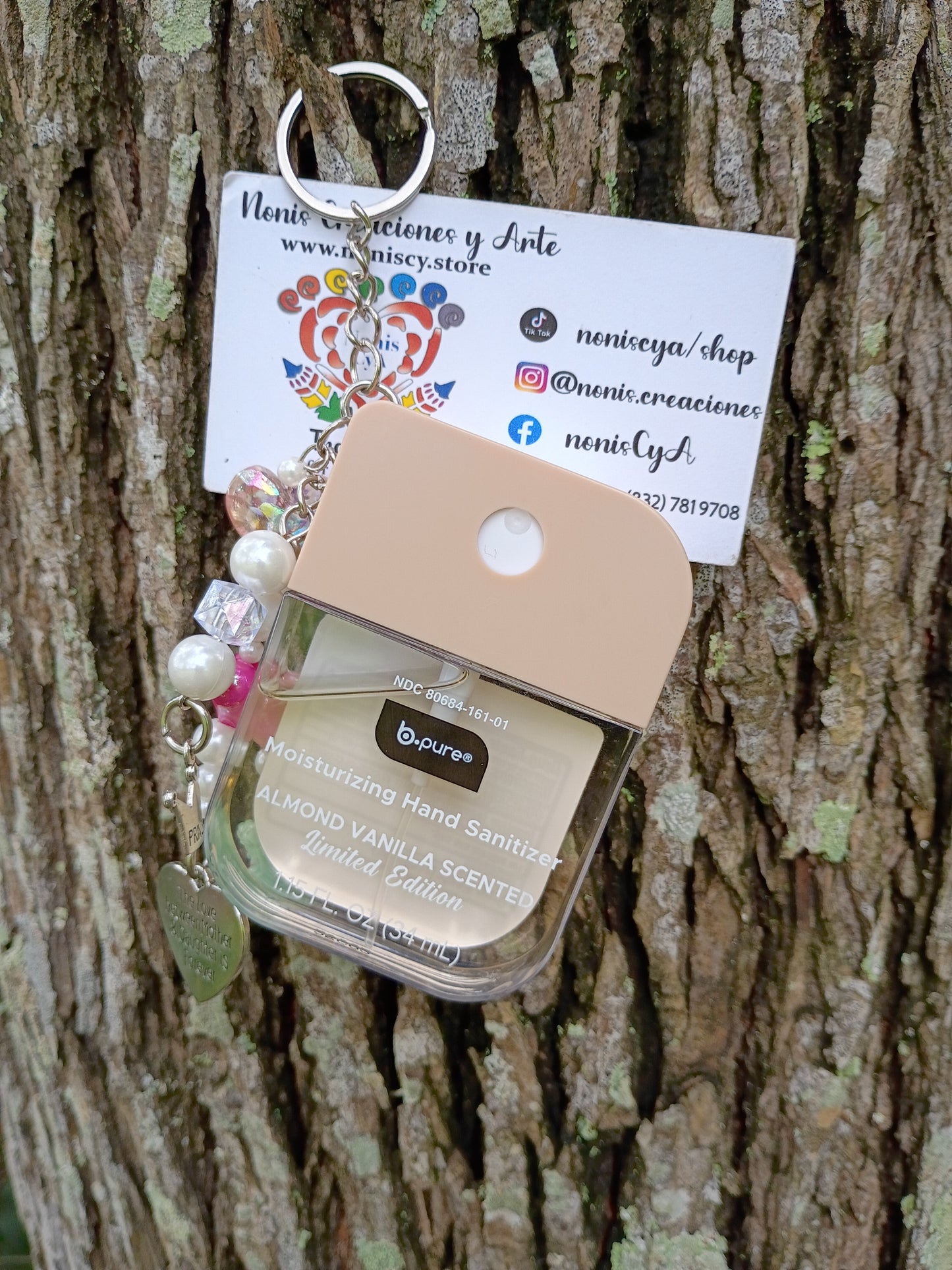 ✨ Sanitizer Llaverito cute- Almendra vainilla ✨