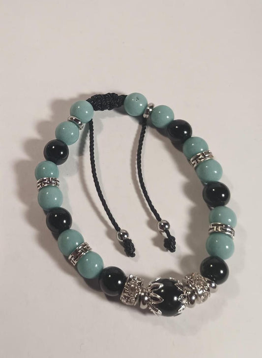LUMINOUS STONE. Hermoso y llamativo Brazalete echo con piedras que brillas. En la obscuridad.