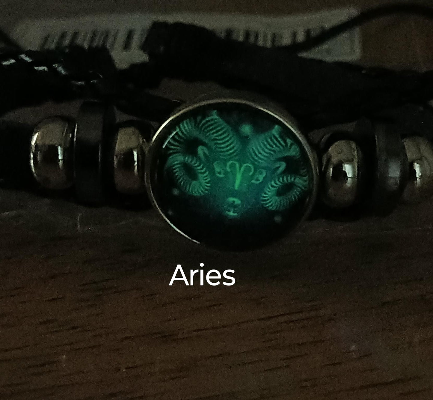 UNISEX. Aries Zodiac brazalete,